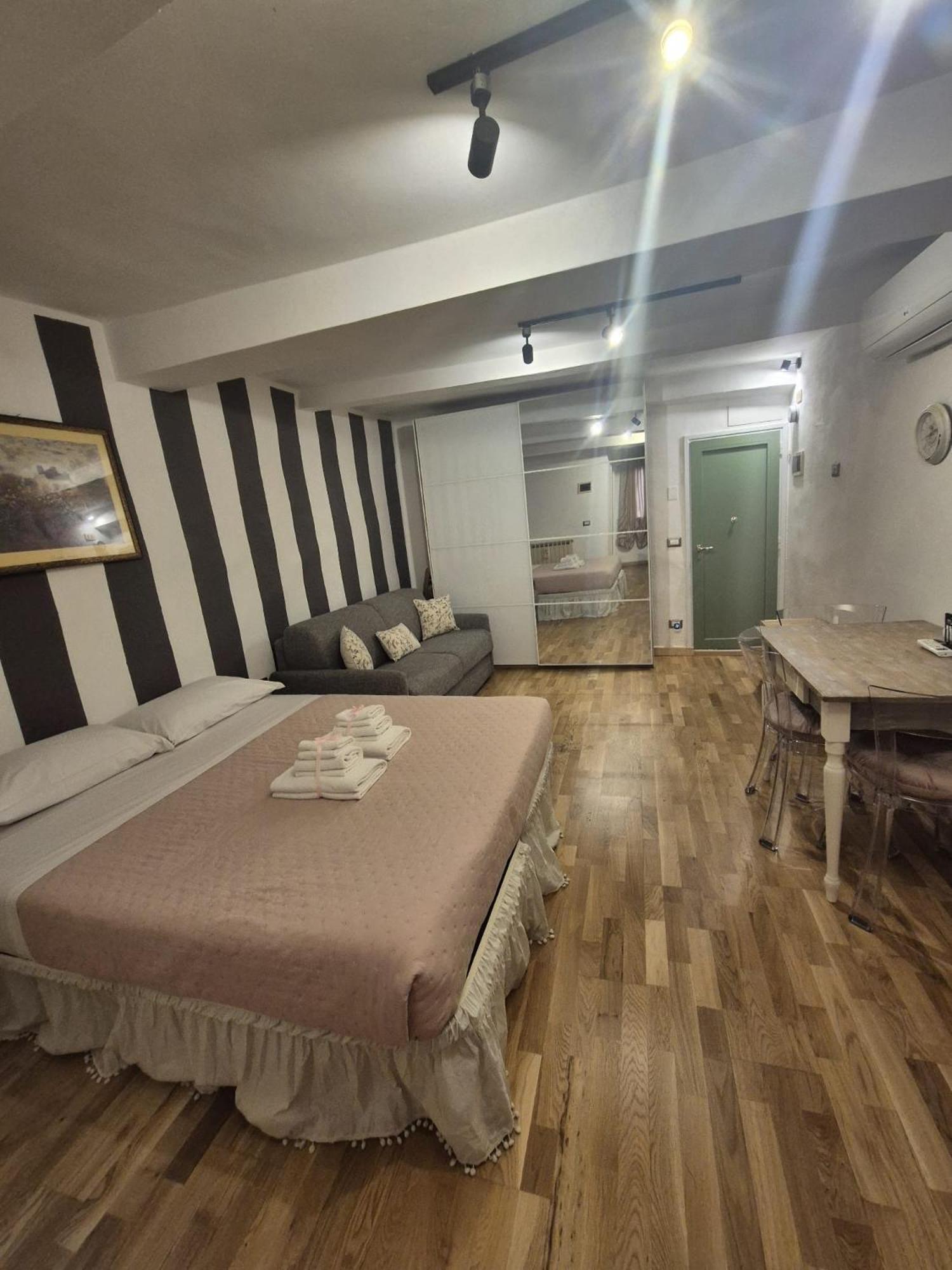 Ognissanti Dream Suites Флоренция Екстериор снимка
